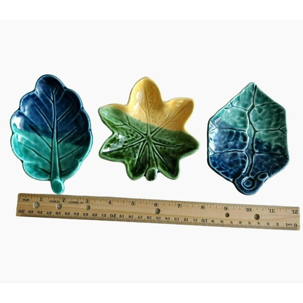 Set Of 3 Leaf-Shaped Ceramic Decorative Dishes, Chopstick Rest, Trinket Tray